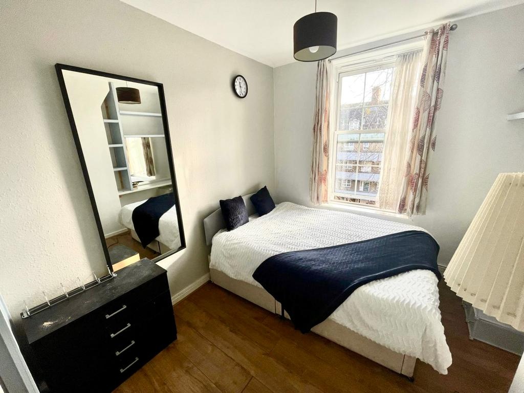 London 3 Bed Flat, Welby House, N19 To Rent Now for £2,750.00 p/m