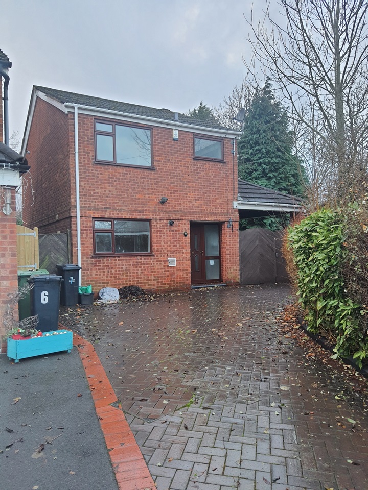 Halesowen 3 Bed Detached House, Heale Close, B63 To Rent Now for £