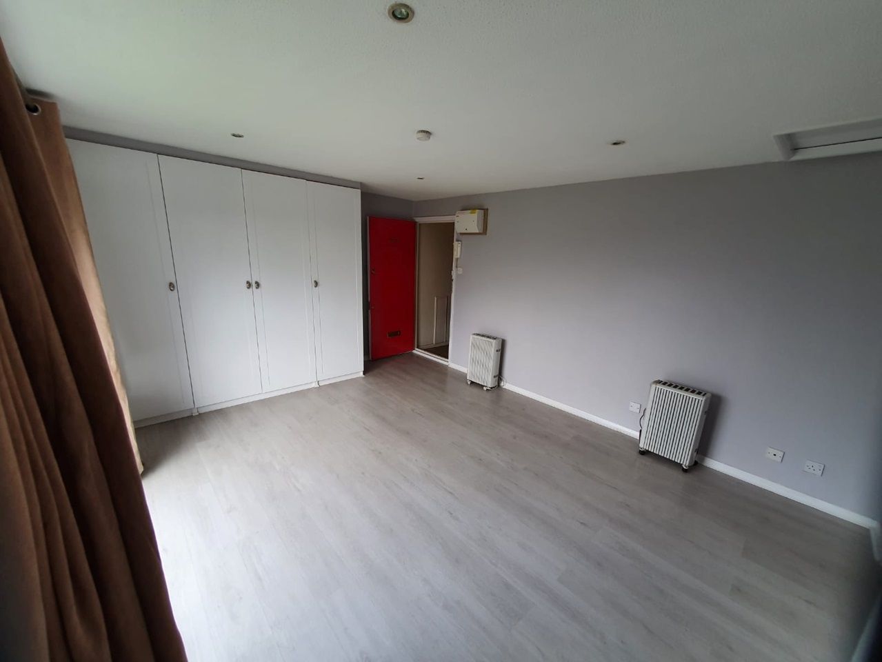 Herts Studio Flat, Shurland Ave, EN4 To Rent Now for £950.00 p/m
