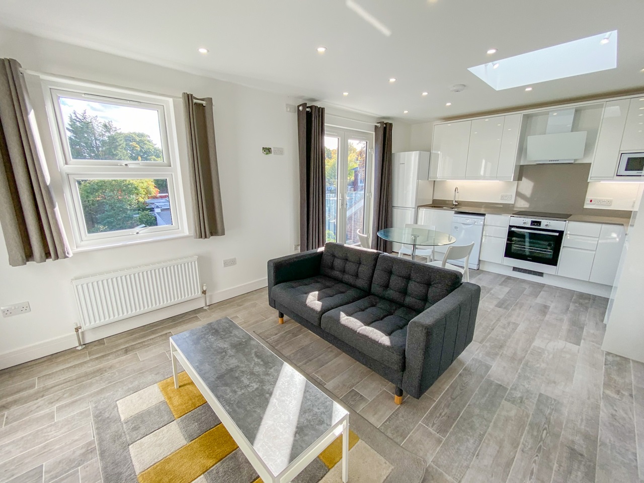 Flat Rent Carshalton at Scott Brown blog