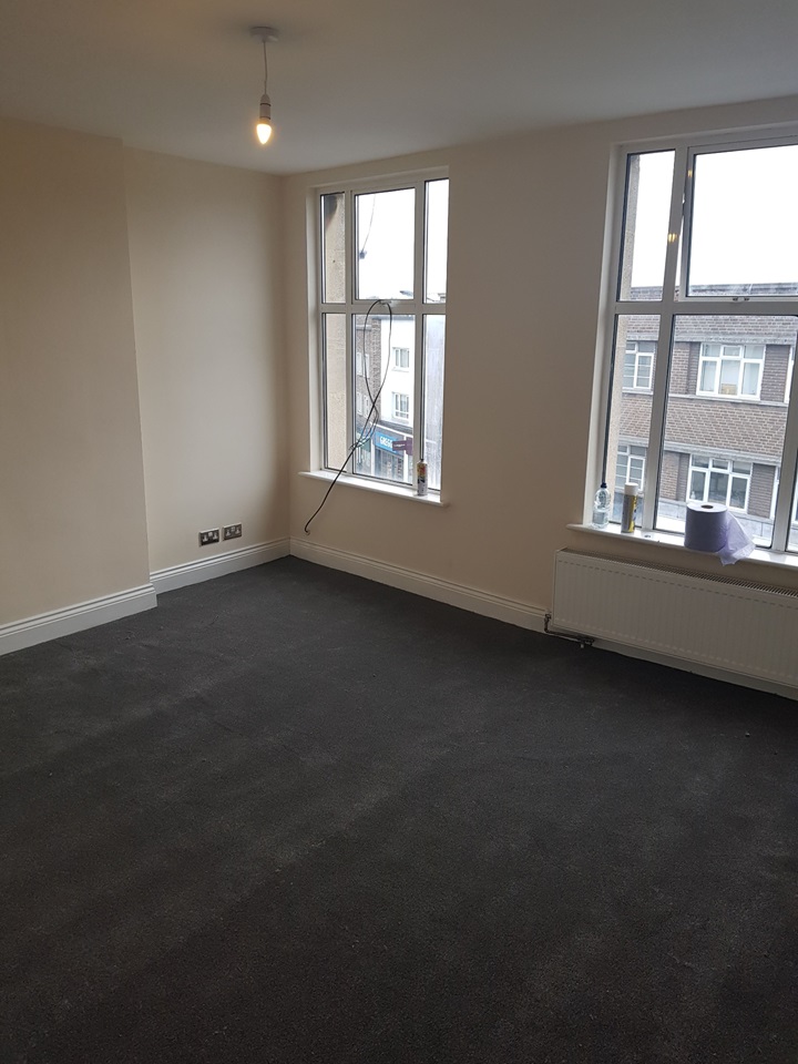 Hornchurch 2 Bed Flat, Above, RM11 To Rent Now for £1,290.00 p/m