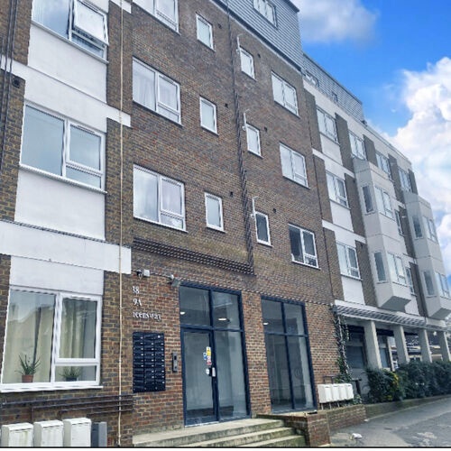 Bletchley, Milton Keynes 2 Bed Flat, Queensway, MK2 To Rent Now for