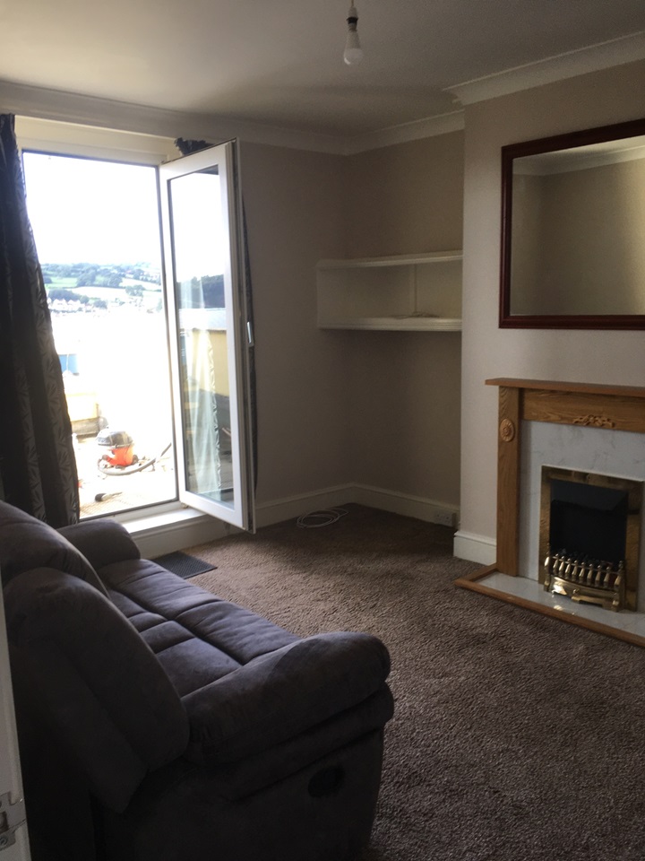 Teignmouth 1 Bed Flat, Bitton Avenue, TQ14 To Rent Now for £650.00 p/m