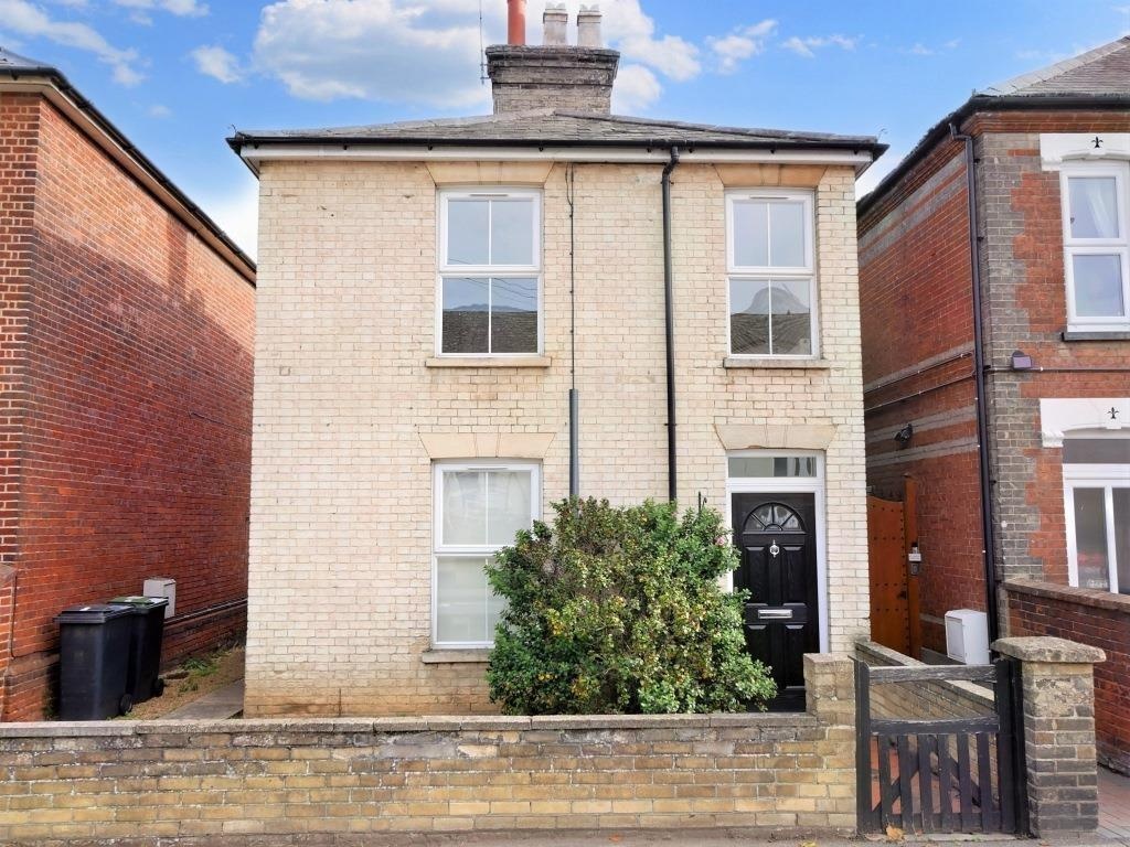 Stowmarket 2 Bed Detached House, Bury Road, IP14 To Rent Now for £825.00 p/m