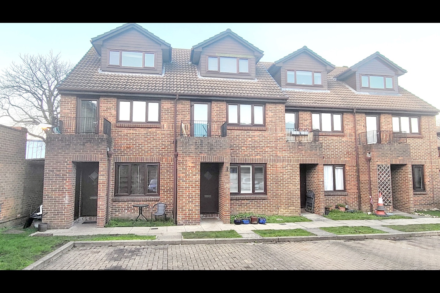 SunburyOnThames 1 Bed Flat, Benwell Court, TW16 To Rent Now for £