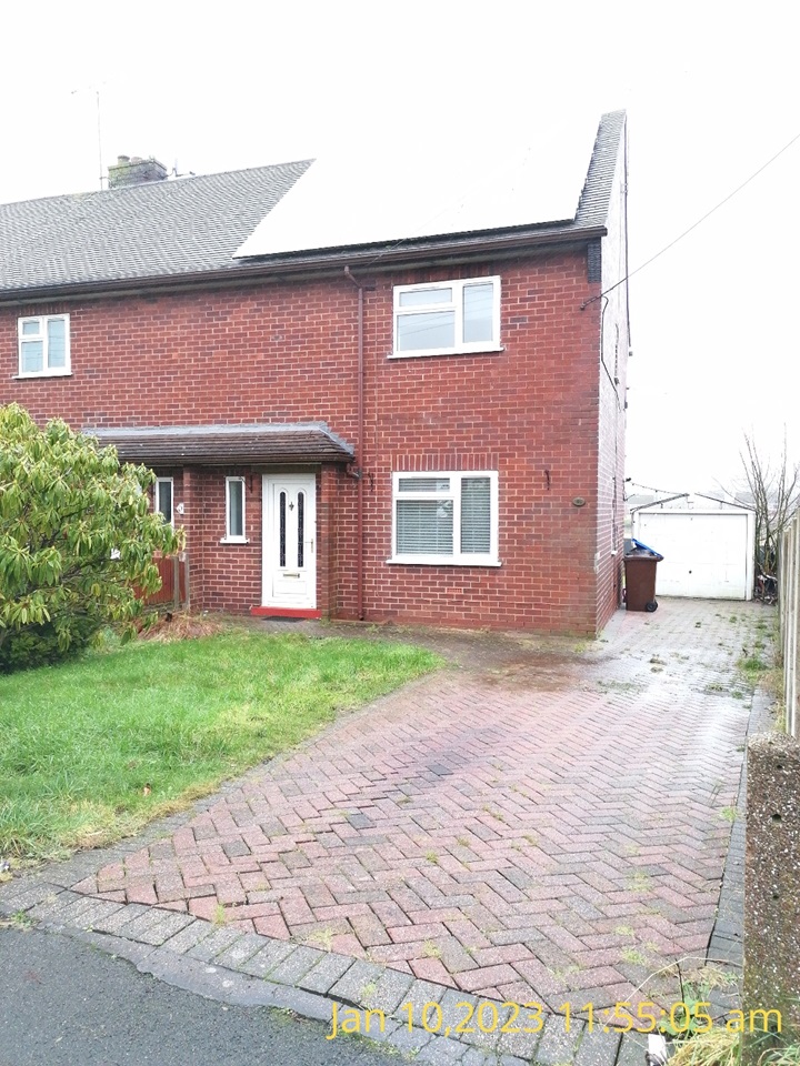 Cheadle, StokeOnTrent 2 Bed SemiDetached House, Robina Drive, ST10