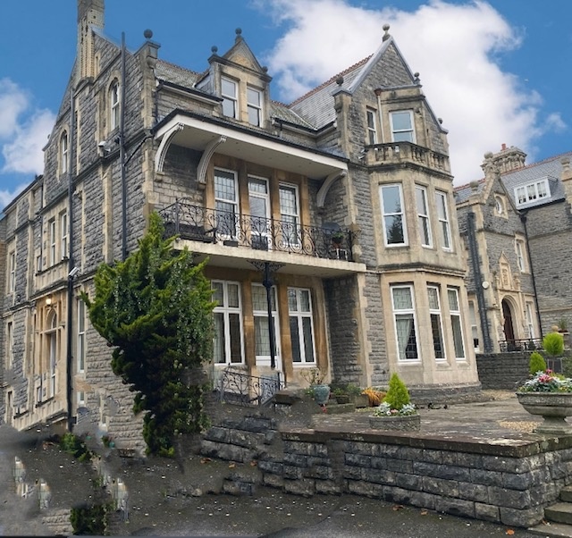 Penarth 2 Bed Flat, Marine Parade, CF64 To Rent Now for £1,200.00 p/m