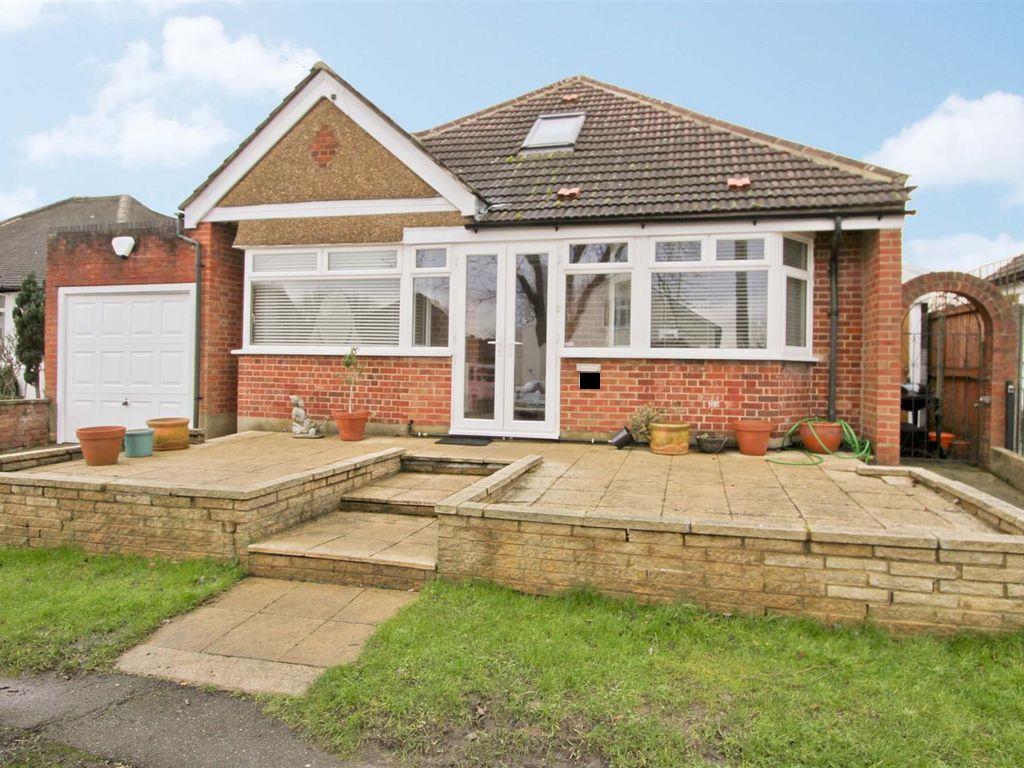 Ruislip 3 Bed Bungalow, Beech Avenue, HA4 To Rent Now for £2,300.00 p/m