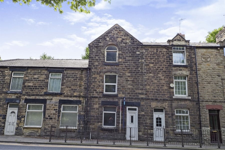 Darfield, Barnsley 3 Bed Terraced House, Doncaster Road, S73 To