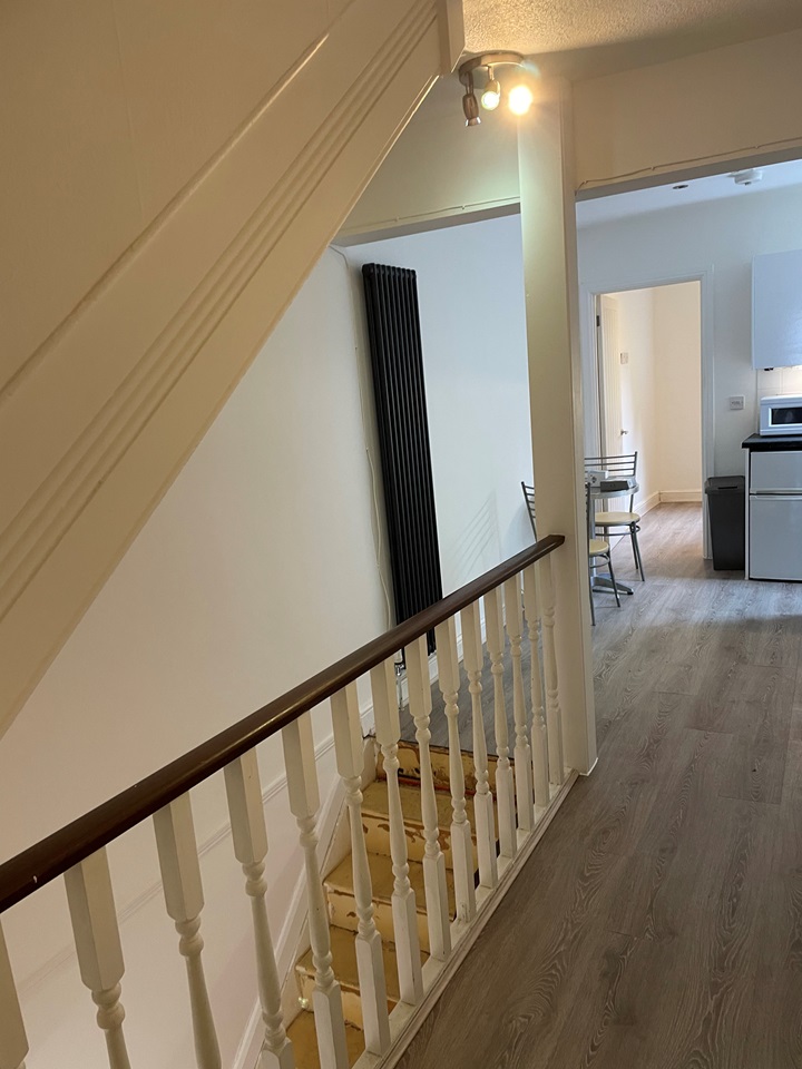 Canterbury 1 Bed Flat, Gordon Road, CT1 To Rent Now for £695.00 p/m