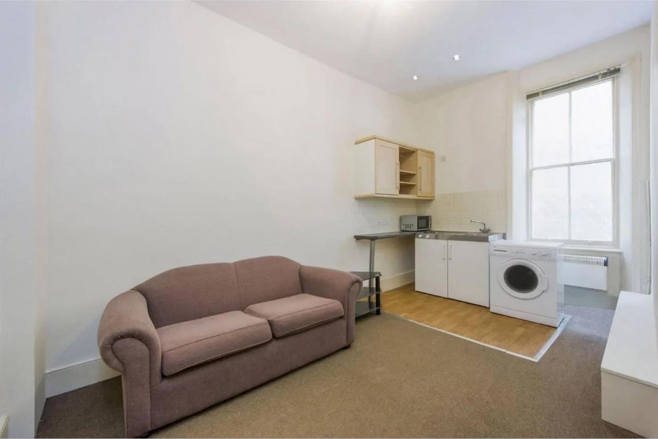 London 1 Bed Flat, Buckland Crescent, NW3 To Rent Now for £1,690.00 p/m