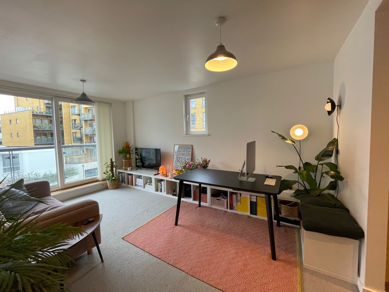 London 1 Bed Flat, Osiers Road, SW18 To Rent Now for £1,800.00 p/m