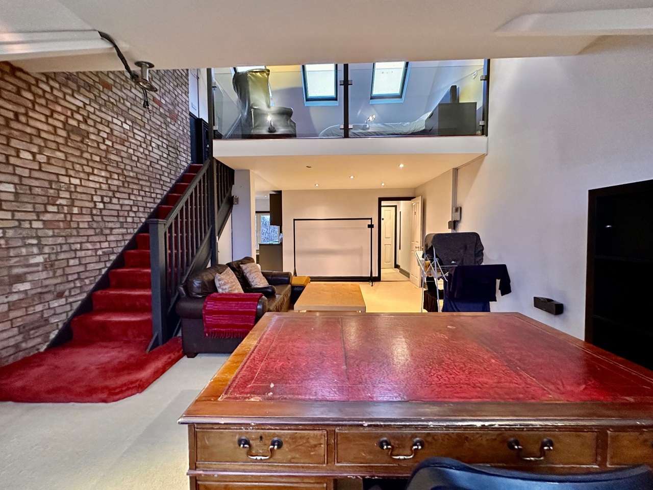 London 1 Bed Flat, Streatham, SW16 To Rent Now for £2,100.00 p/m