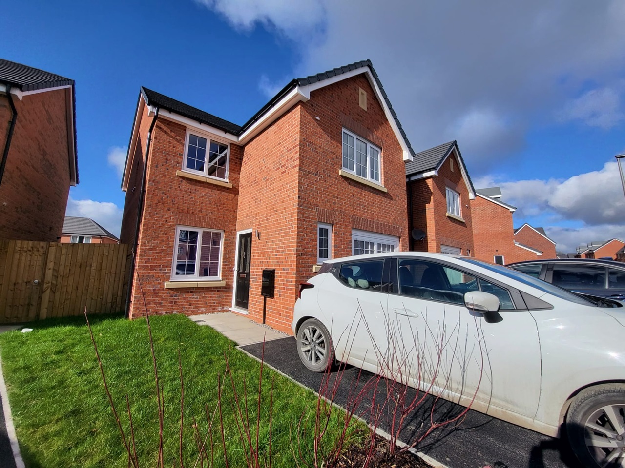 Lowton, Warrington 4 Bed Detached House, Southacre Drive, WA3 To