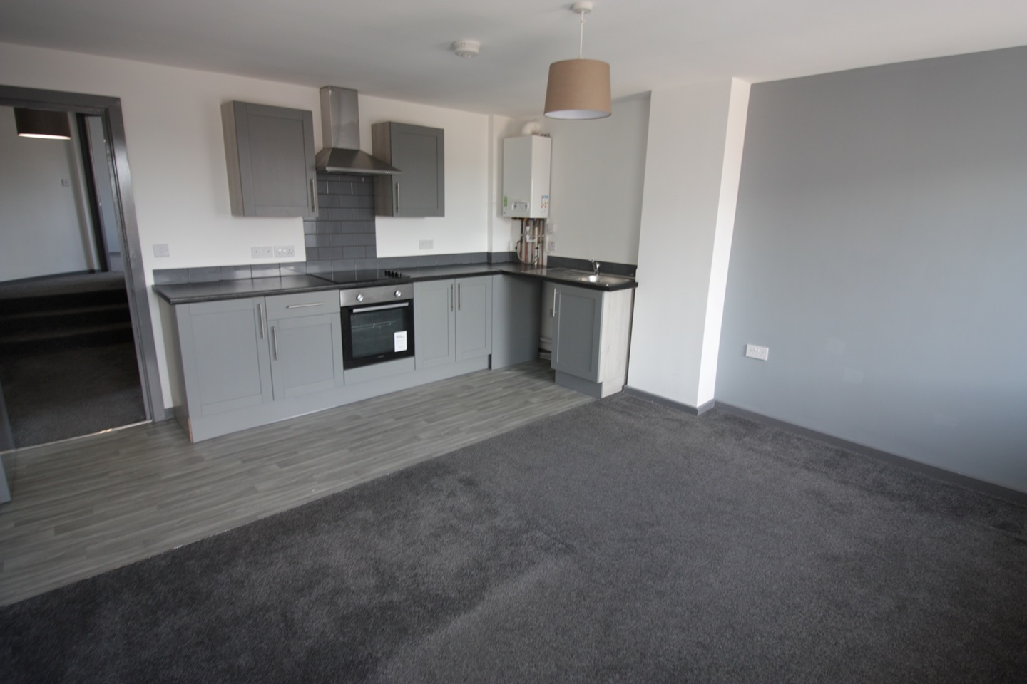 Gateshead 2 Bed Flat, Stirling House, NE8 To Rent Now for £750.00 p/m