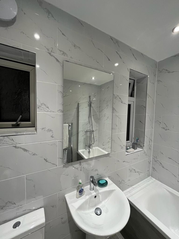 Redbridge 3 Bed Bungalow, Merrivale Avenue, IG4 To Rent Now for £2,650.00 p/m