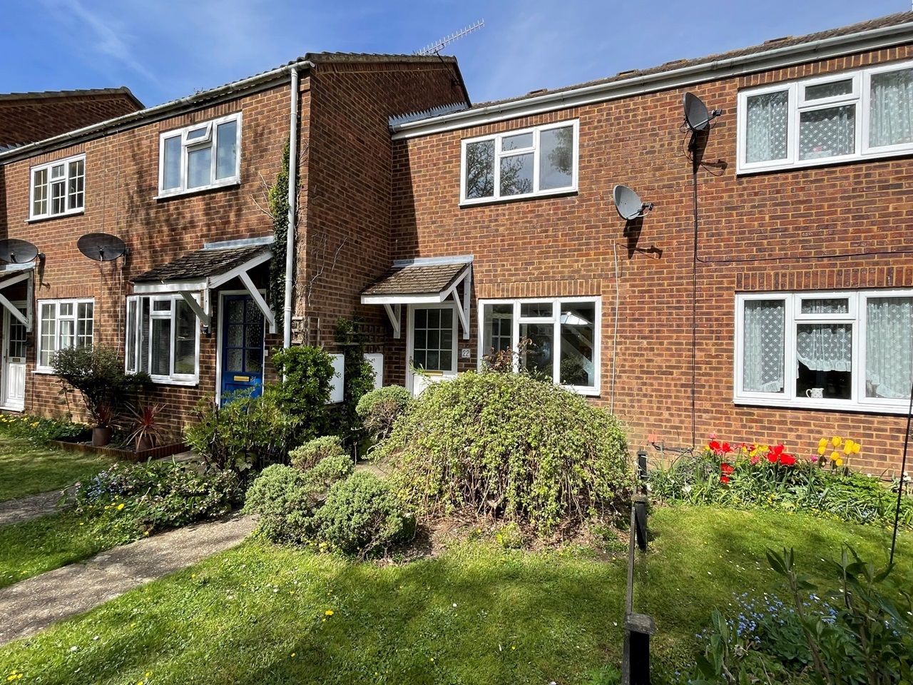 Stokenchurch, High 2 Bed Terraced House, Lower Church Street