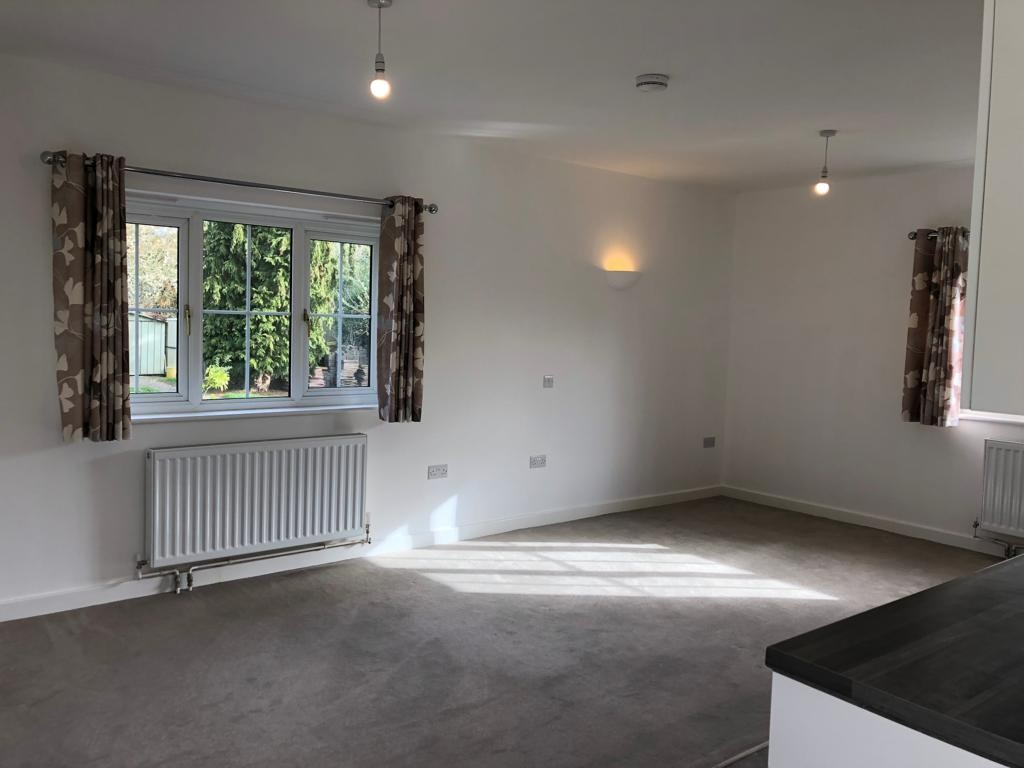 Weeley, ClactonOnSea Studio Flat, The Street, CO16 To Rent Now