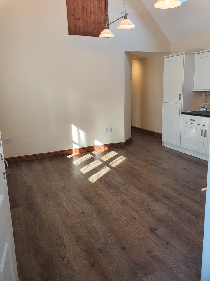 Sittingbourne 2 Bed Flat, Hedley Court, ME10 To Rent Now for £900.