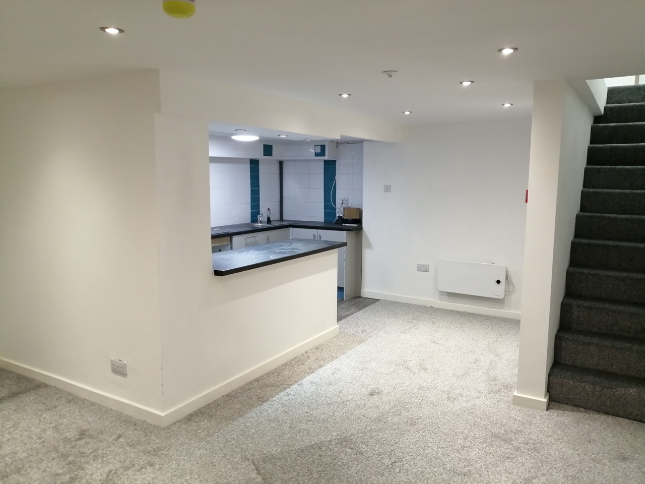 Neath 1 Bed Flat, Windsor Road, SA11 To Rent Now for £675.00 p/m