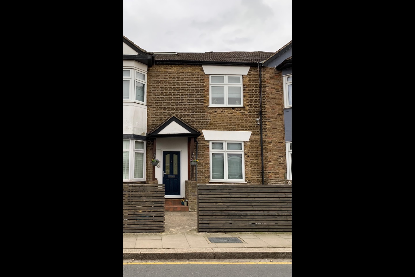 1 Bed Flat, Alston Road, EN5 To Rent Now for £1,100.00 p/m