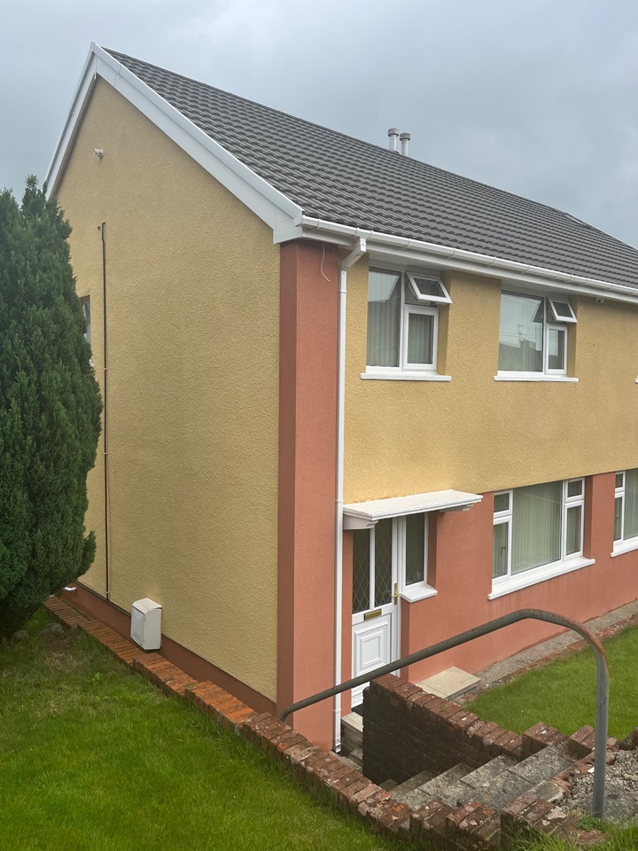 Aberdare 3 Bed SemiDetached House, HeolYTwyn, CF44 To Rent Now