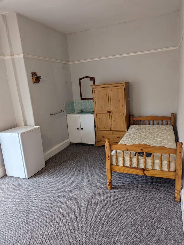 Doncaster Room in a Shared House, Victorian Crescent, DN2 To Rent