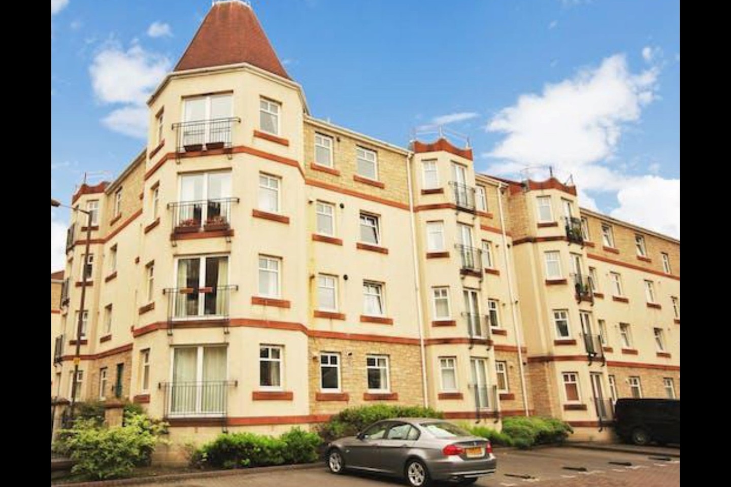 Edinburgh 3 Bed Flat, Sinclair Place, EH11 To Rent Now for £1,400.