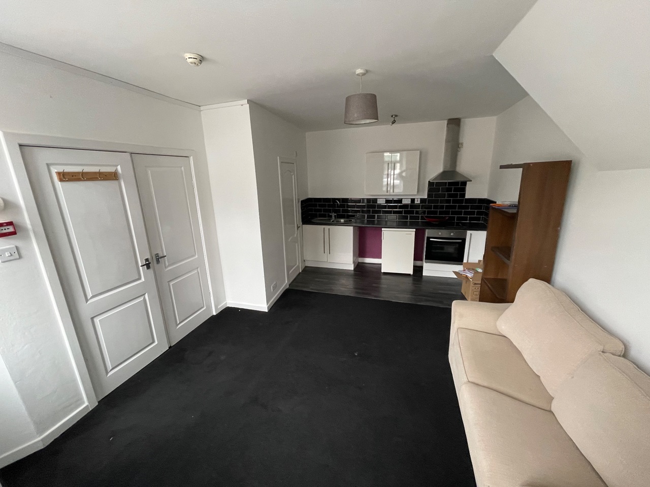 Steeton, Keighley 1 Bed Flat, Station Road, BD20 To Rent Now for £