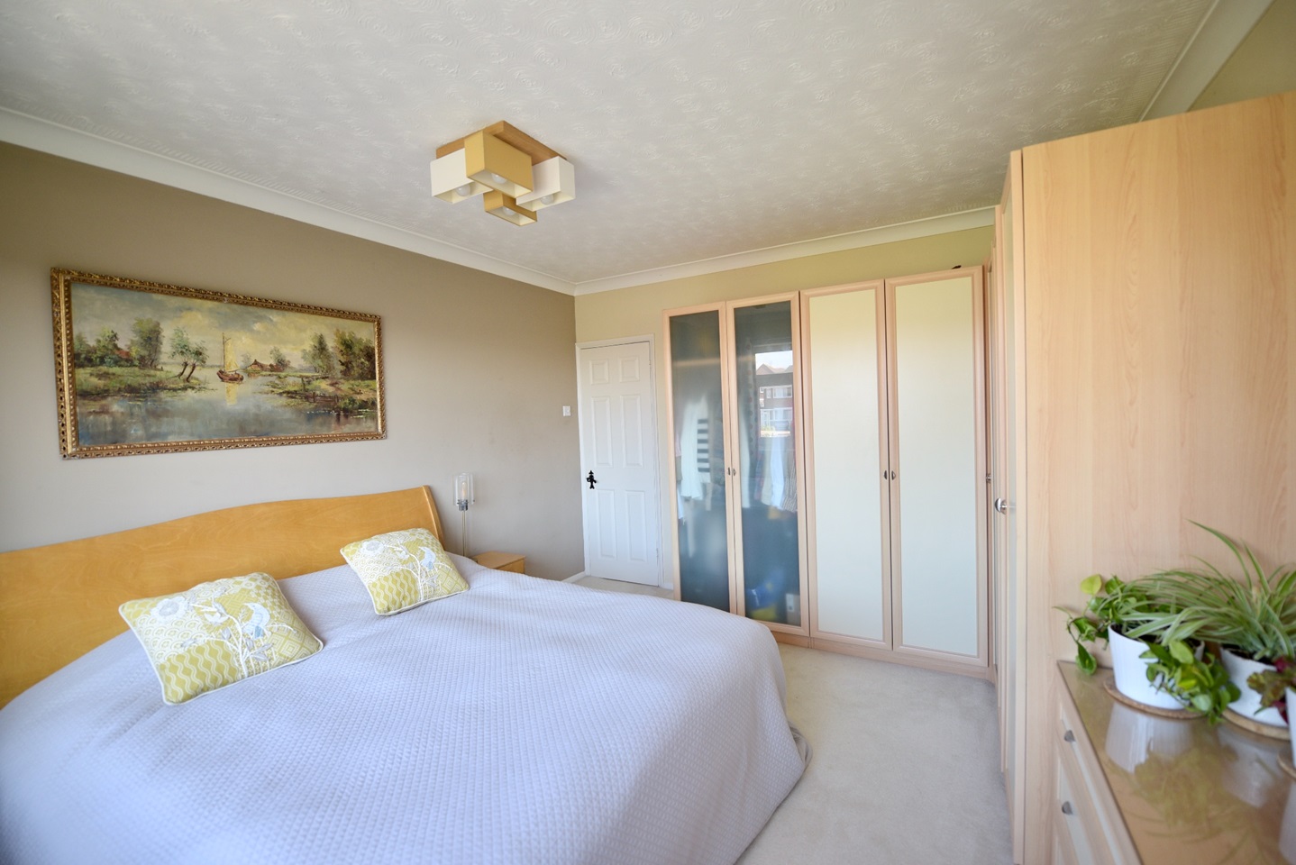 Sidcup 2 Bed Westerham Drive, DA15 To Rent Now for £