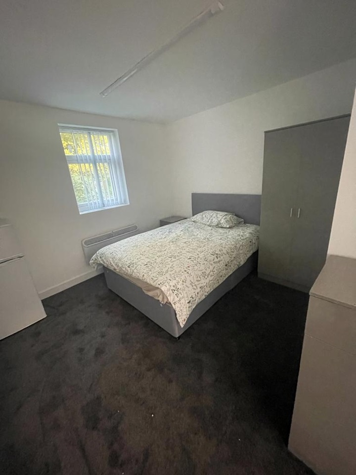Tuebrook, Liverpool Room in a Shared House, Osborne Road, L13 To