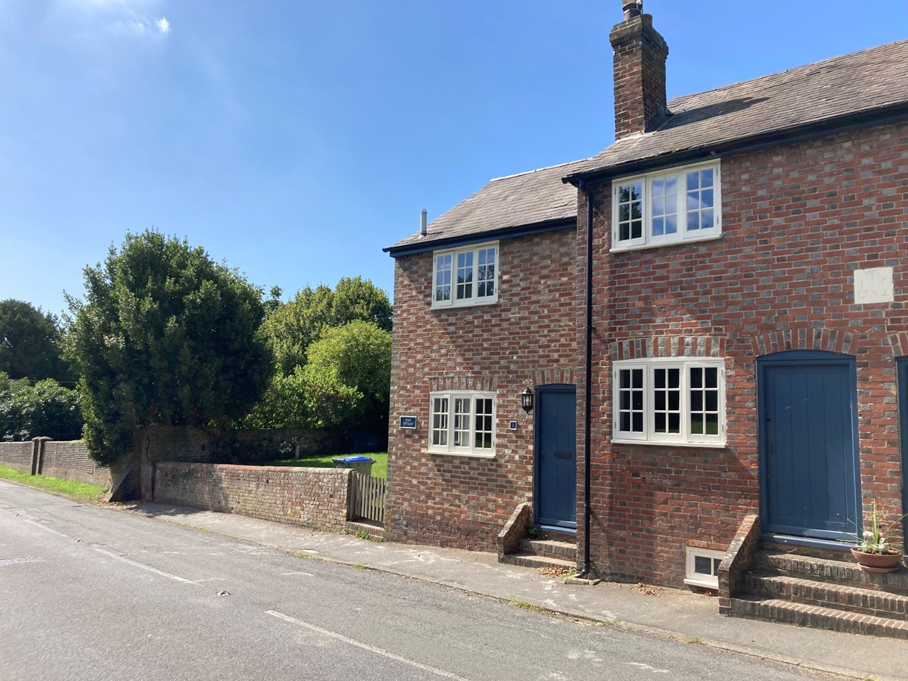 Glynde, Lewes 2 Bed SemiDetached House, Step Cottage, BN8 To Rent