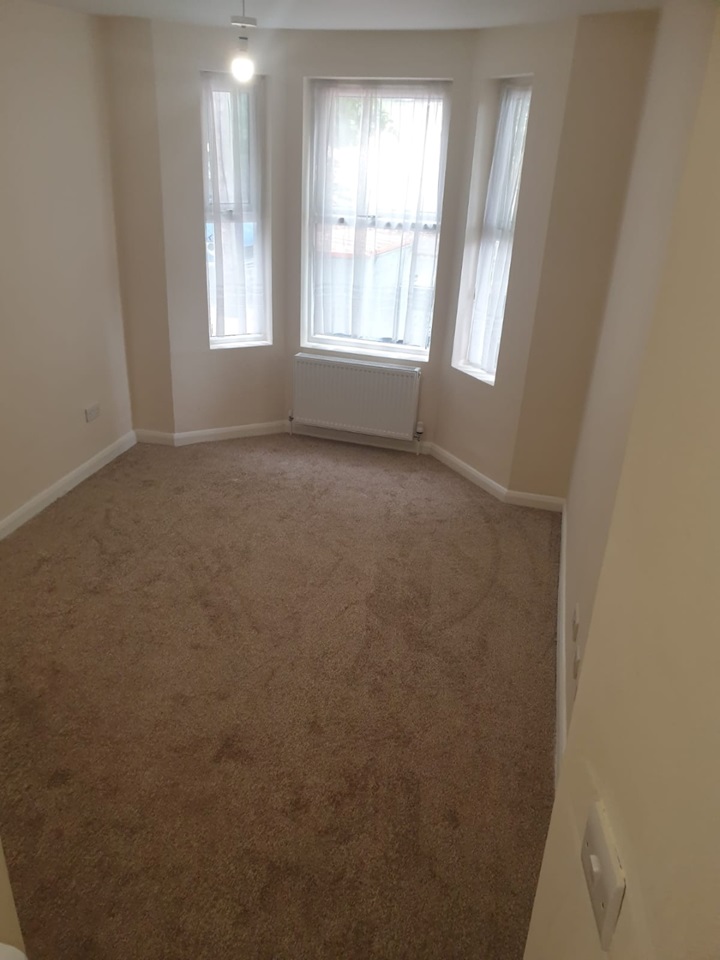 Luton Studio Flat, Dallow Road, LU1 To Rent Now for £650.00 p/m
