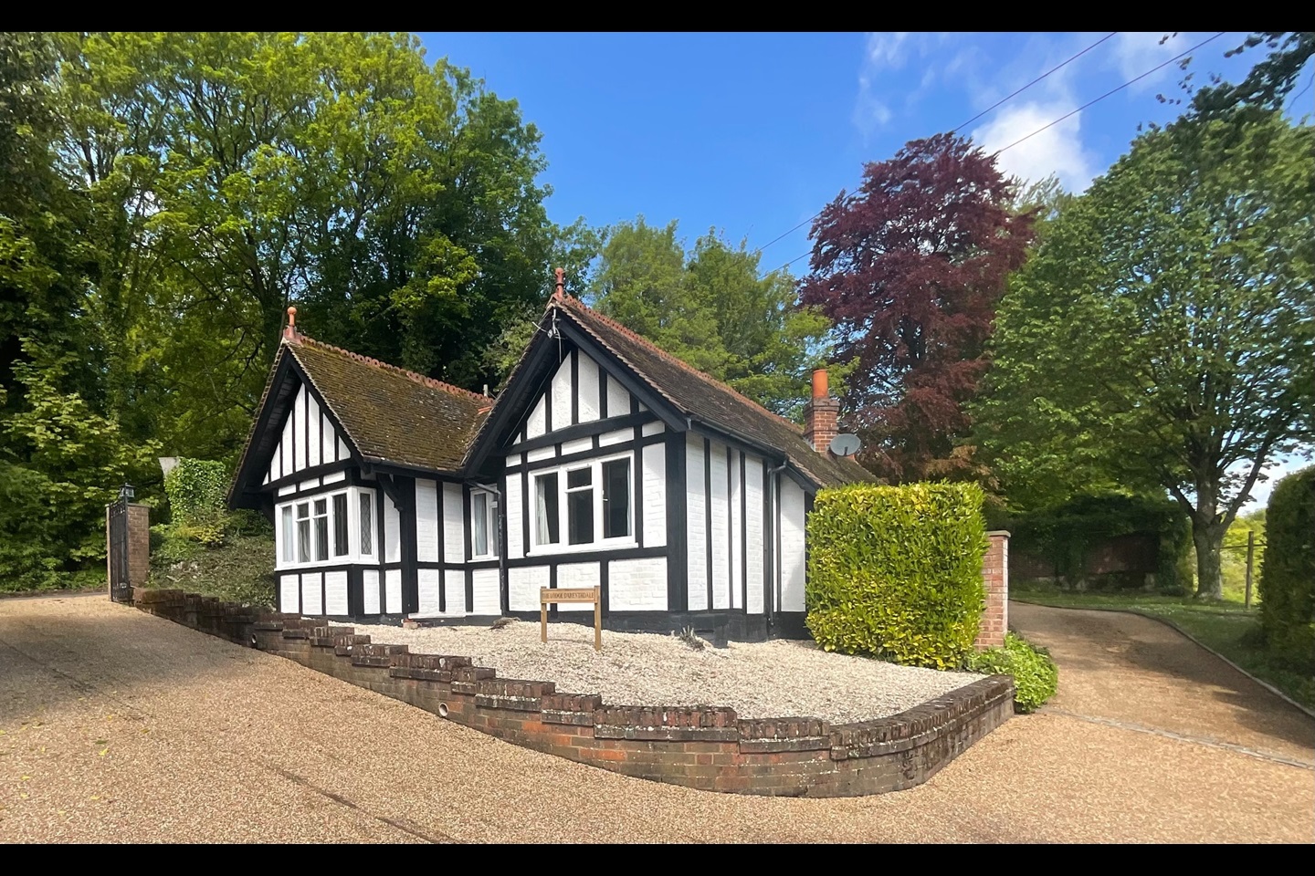 Shoreham, Sevenoaks 2 Bed Bungalow, Darenthdale, TN14 To Rent Now