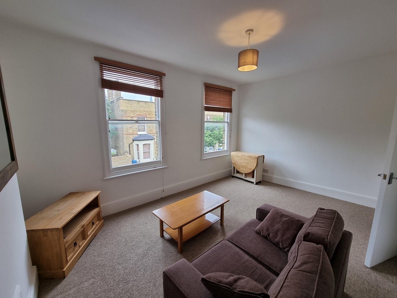 London 1 Bed Flat, Walworth, SE17 To Rent Now for £1,499.00 p/m