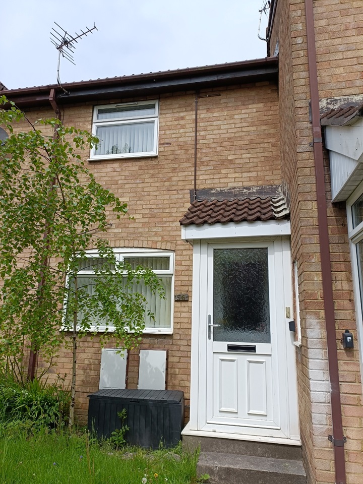 Brackla, Bridgend 2 Bed Terraced House, Tremains Court, CF31 To