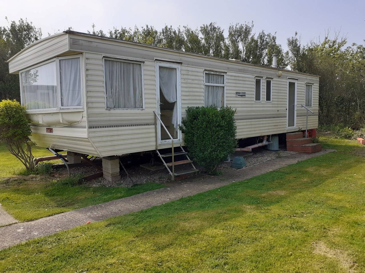 CapelLeFerne, Folkestone 2 Bed Mobile Home, Old Dover Road, CT18