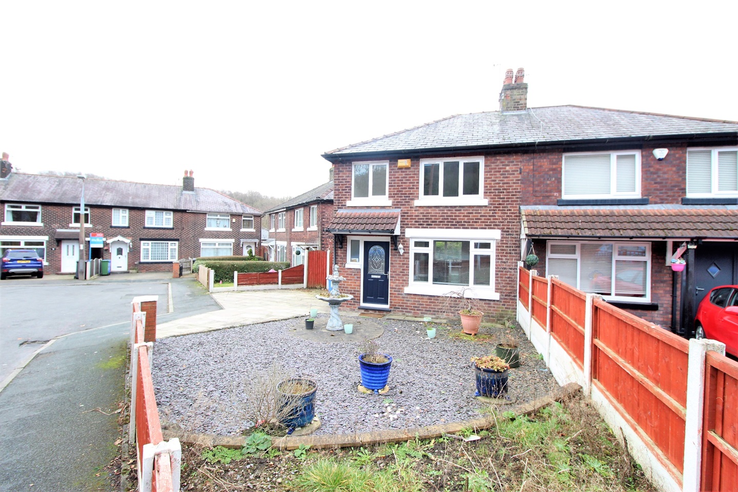Mossley, AshtonUnderLyne 3 Bed Terraced House, Boundary Close, OL5