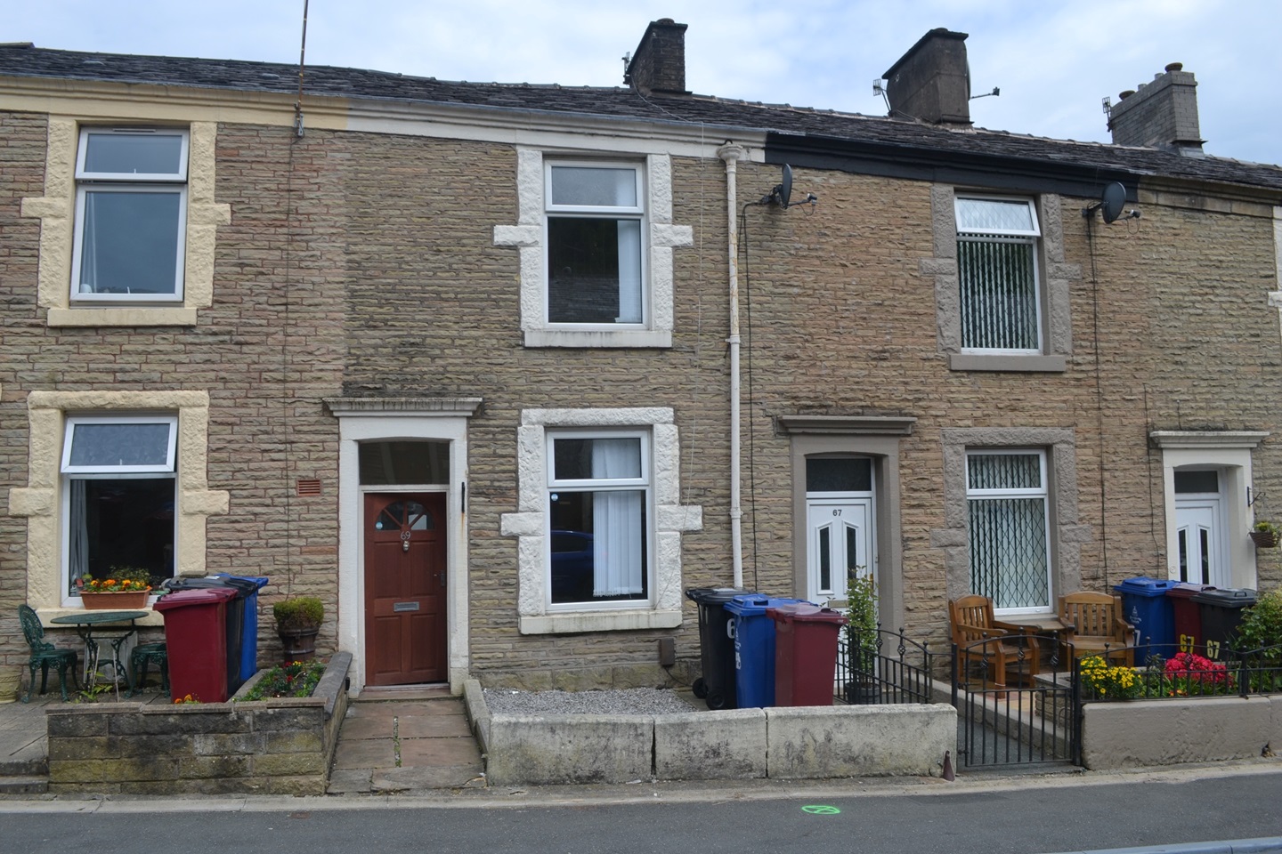 Darwen 2 Bed Terraced House, Harwood Street, BB3 To Rent Now for £525.00 p/m