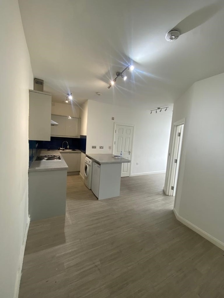 Thornton Heath 1 Bed Flat, Parchmore Road, CR7 To Rent Now for £