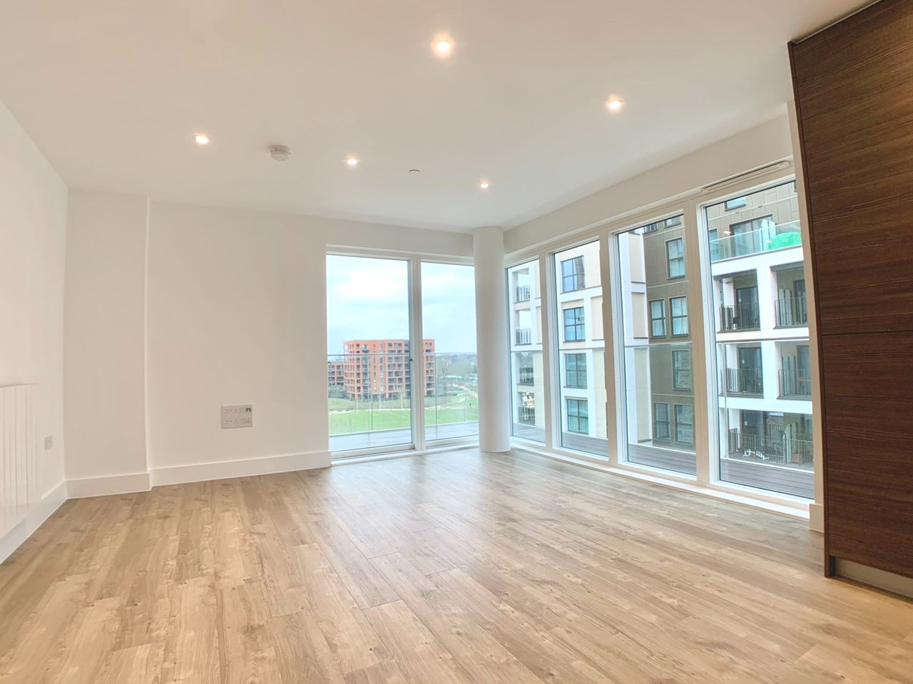 London 2 Bed Flat, Cobham House, SE3 To Rent Now for £2,195.00 p/m