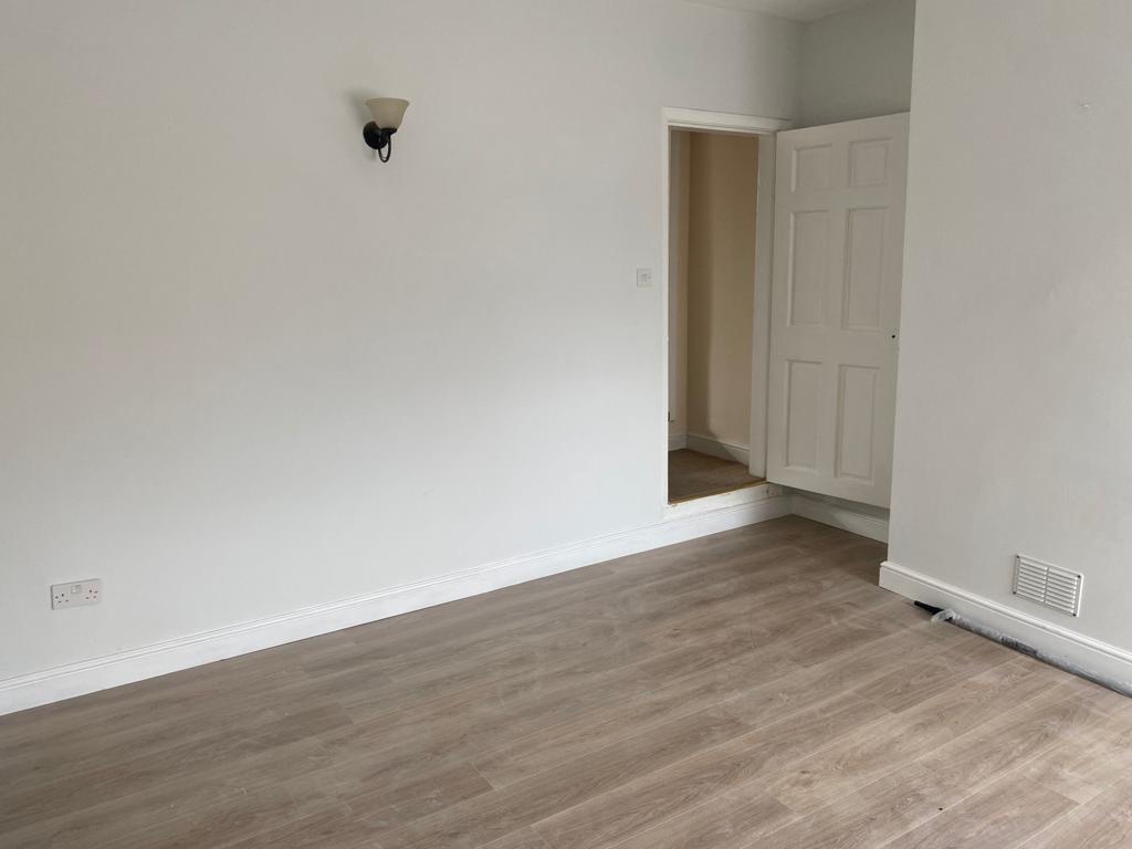 Quarry Bank, Brierley Hill 3 Bed Terraced House, New Street, DY5 To Rent Now for £825.00 p/m