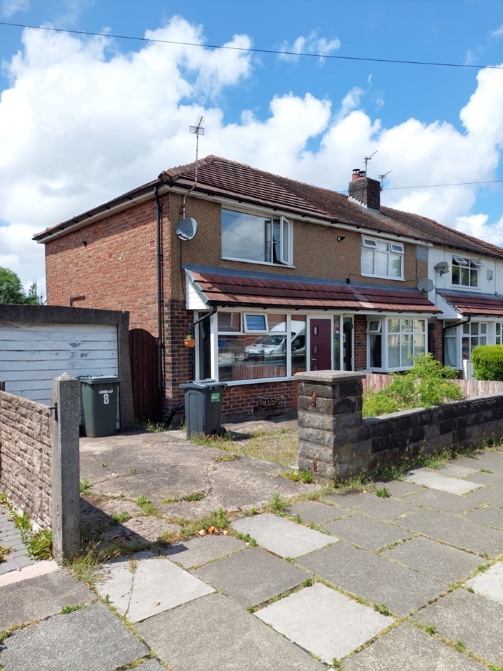 Chorley 3 Bed SemiDetached House, Eaves Green Road, PR7 To Rent