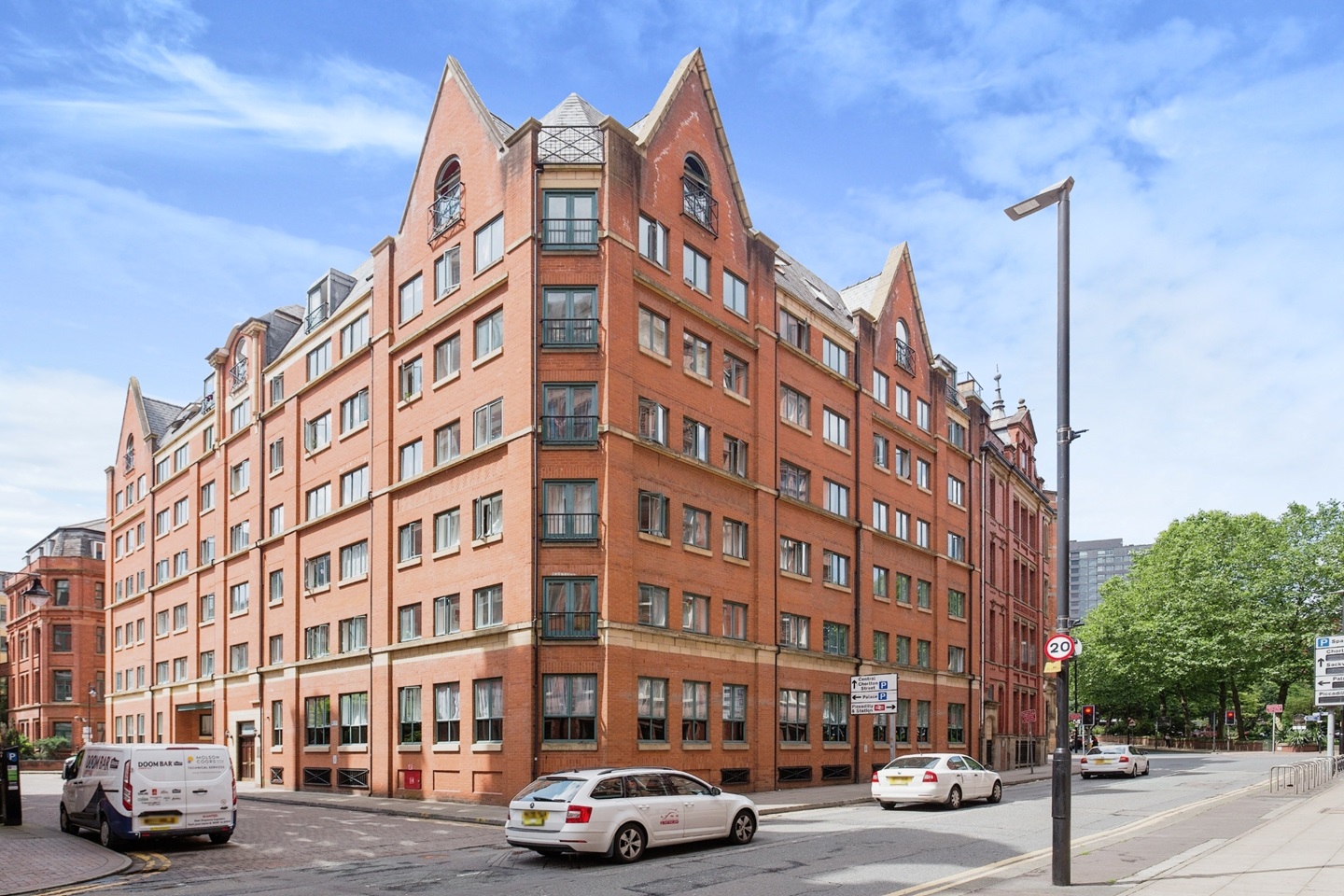Manchester 2 Bed Flat, Sackville Place, M1 To Rent Now for £1,350.