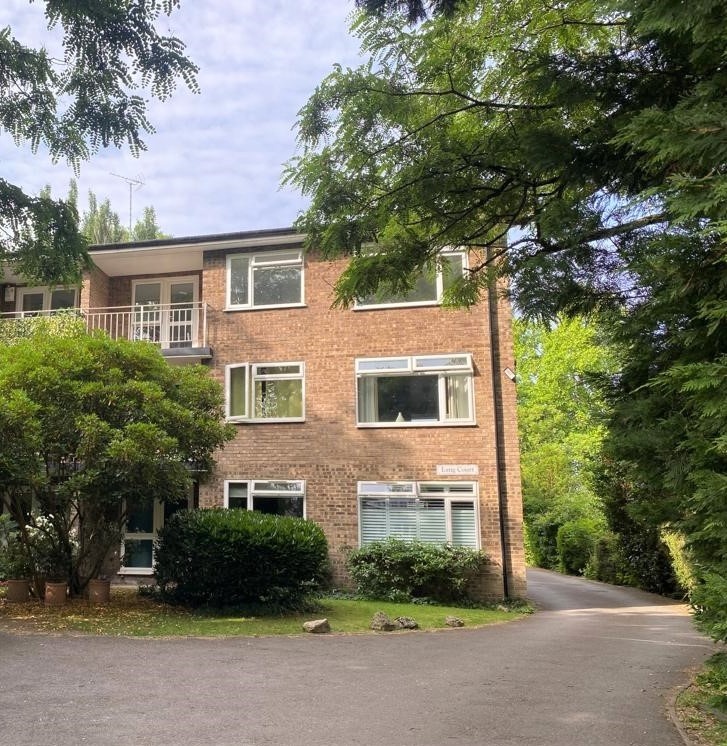 Surbiton 2 Bed Flat, Upper Brighton Road, KT6 To Rent Now for £