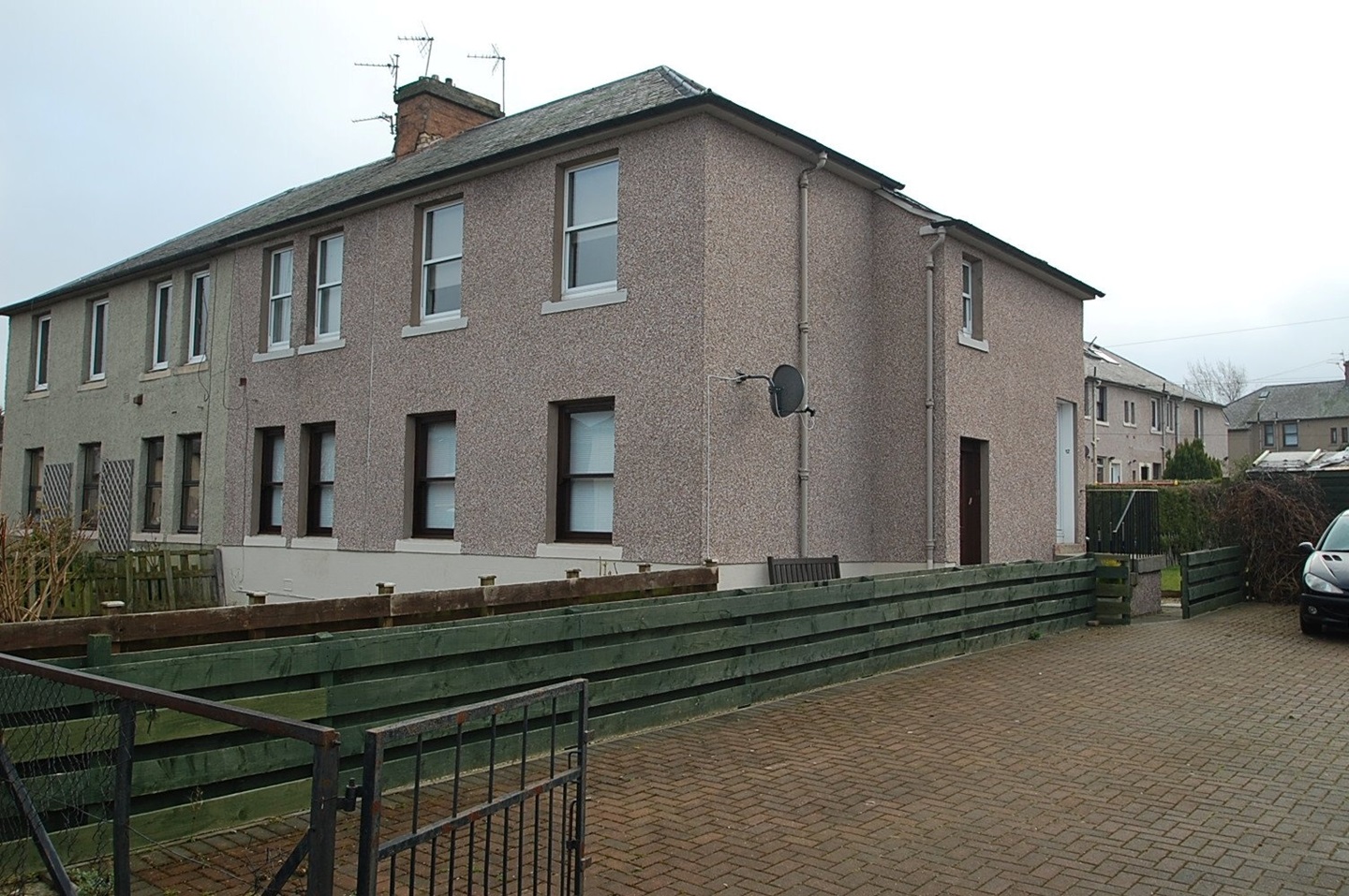 Newtongrange, Dalkeith 3 Bed Flat, Mansfield Avenue, EH22 To Rent Now for £925.00 p/m