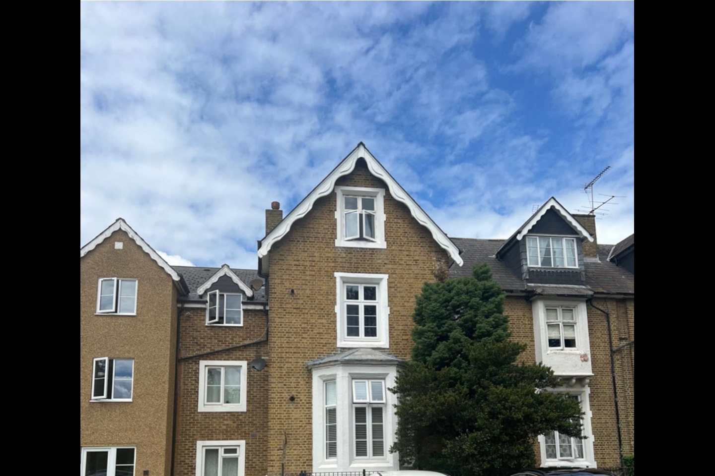 Slough 1 Bed Flat, Upton Park, SL1 To Rent Now for £1,050.00 p/m