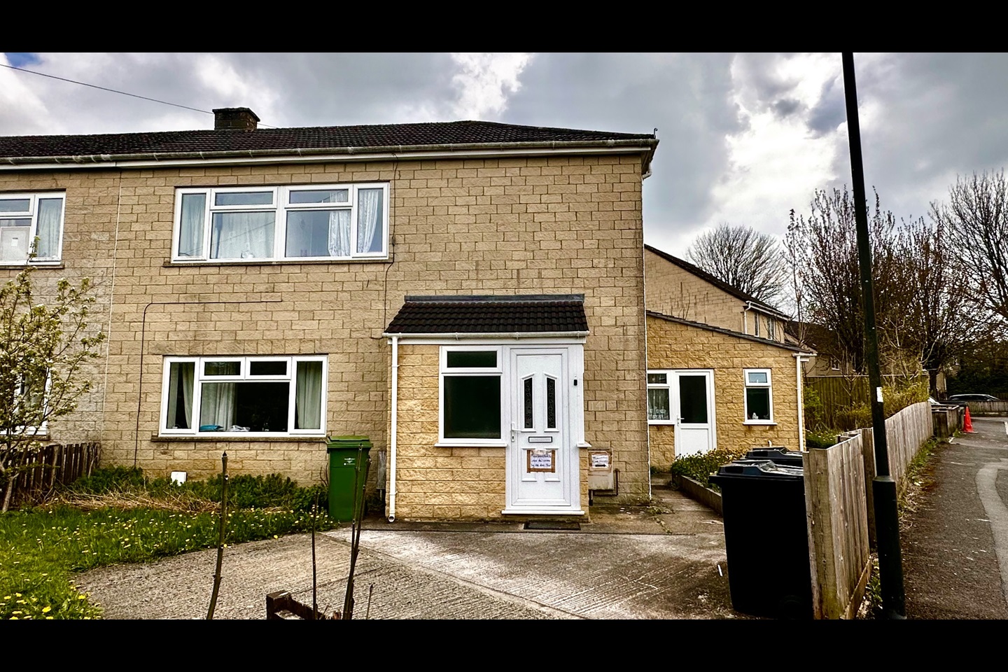 Bath Room in a Shared House, Banwell Road, BA2 To Rent Now for £575