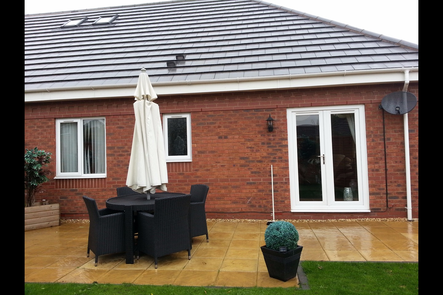 Tipton 3 Bed Bungalow The Oaks Dy4 To Rent Now For 725 00 P M