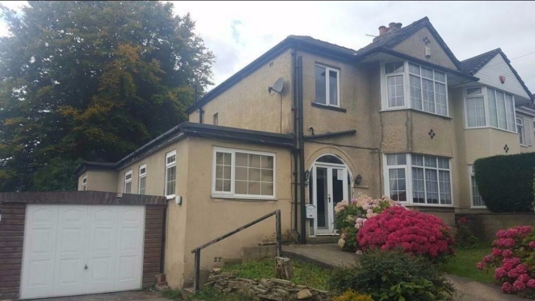 Bradfird 3 Bed SemiDetached House, Lynton Drive, BD9 To Rent Now for £1,050.00 p/m